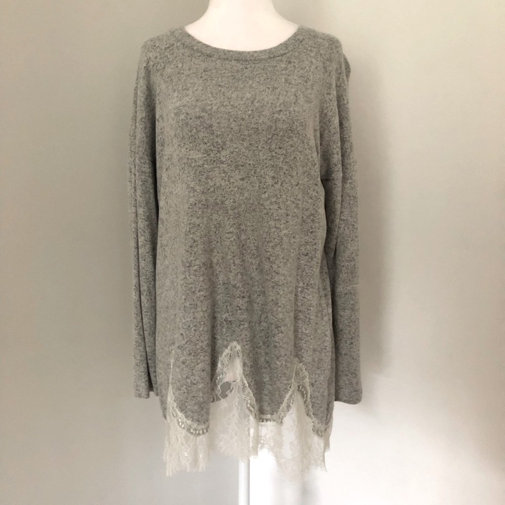 VICI Potters Pot Soft N’ Lace Sweater Long Sleeve